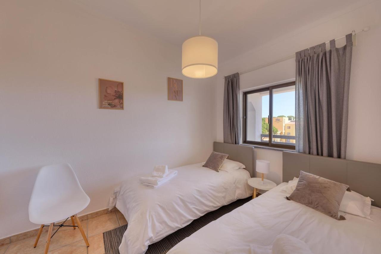 T2 Renovated With Ocean View Vilamoura Quarteira Esterno foto